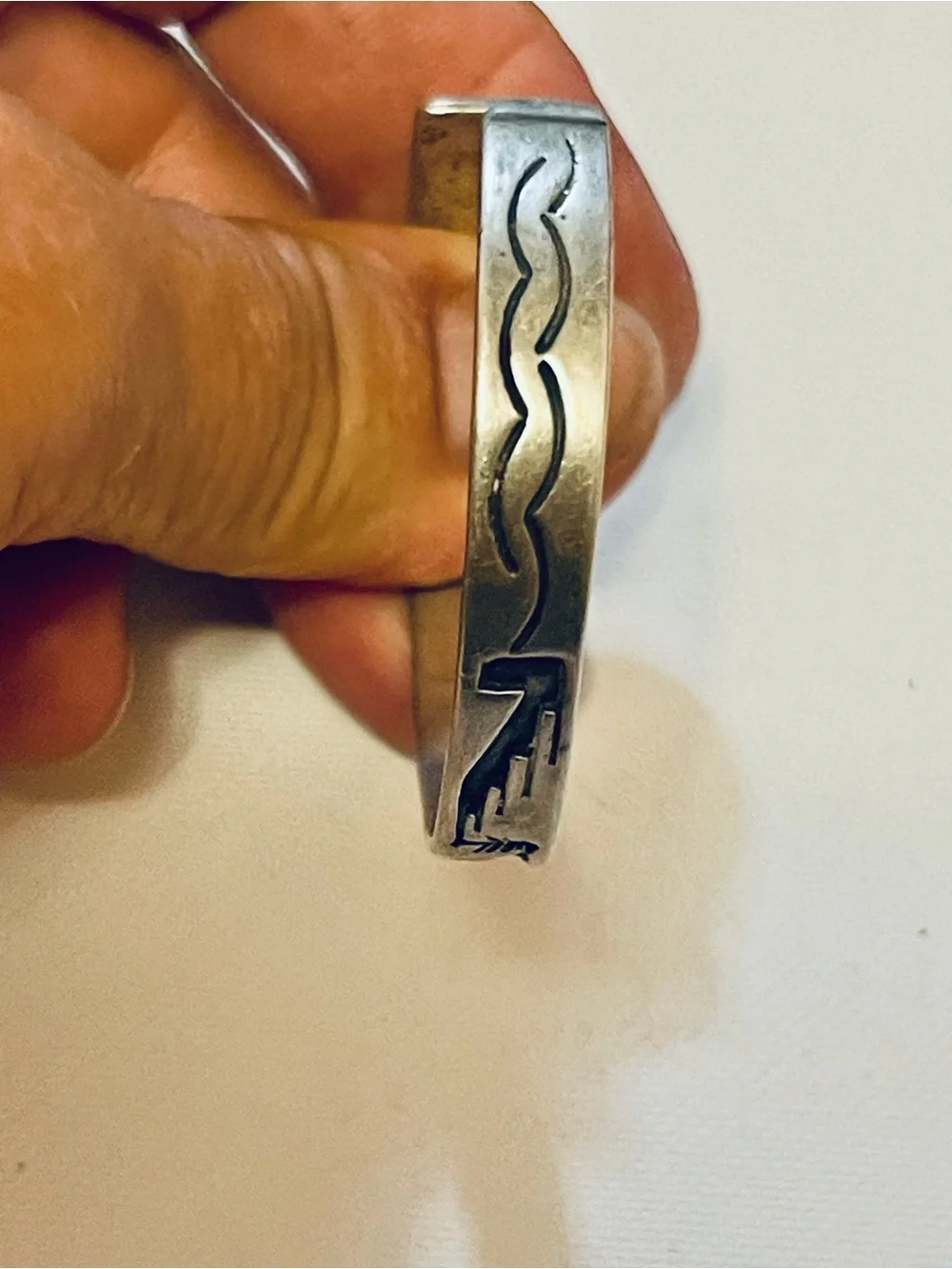VTG Southwest Sterling Storyteller Pueblo Village Cuff Bracelet 13 G Sz 6-6.25”
